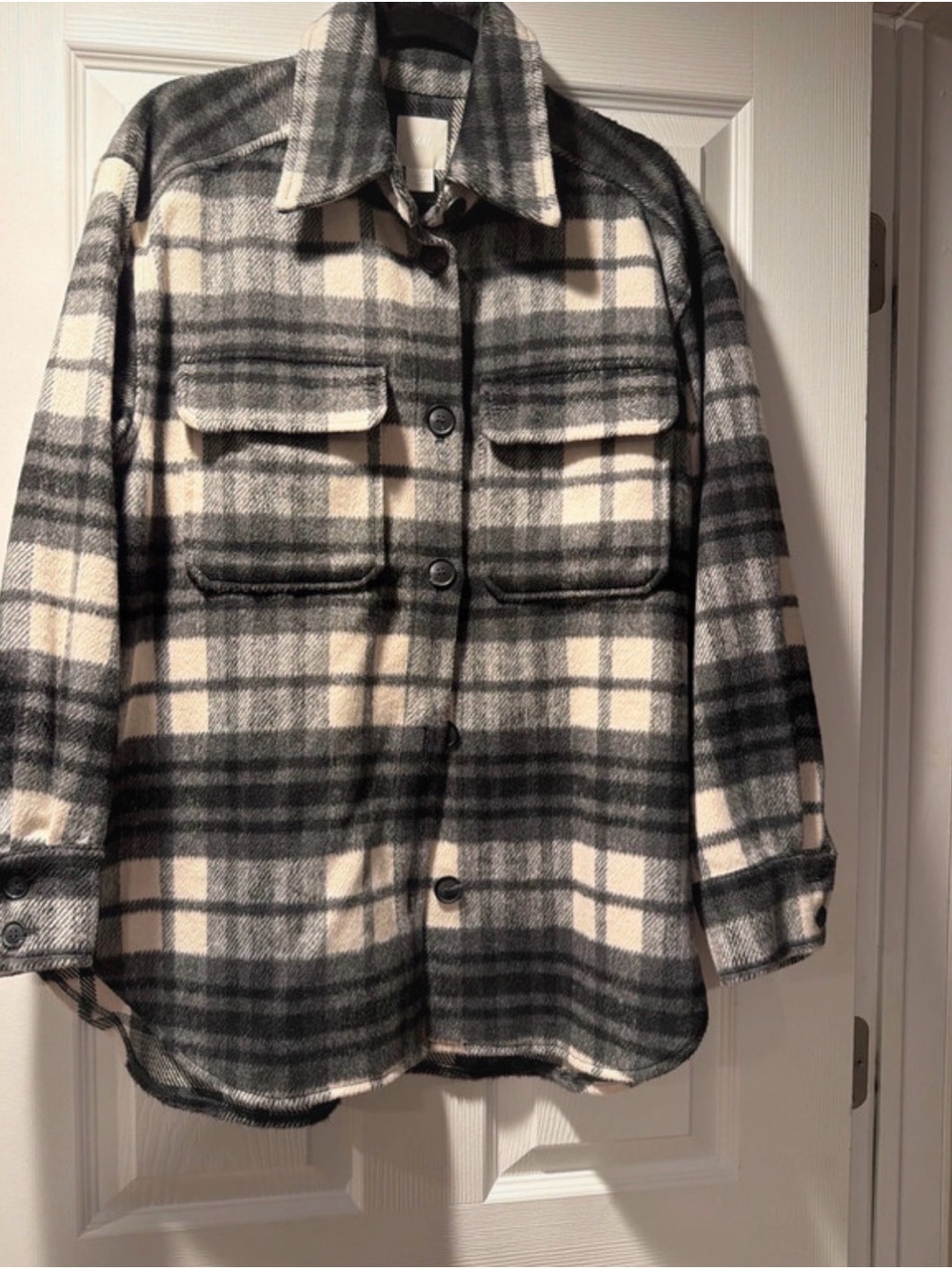 H&M Black & Cream Plaid Teddy Shacket